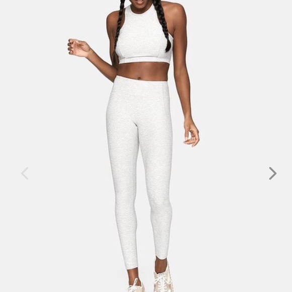 NWT 2pc Outdoor Voices Outfit Dove Leggings Crop Set - Picture 2 of 5